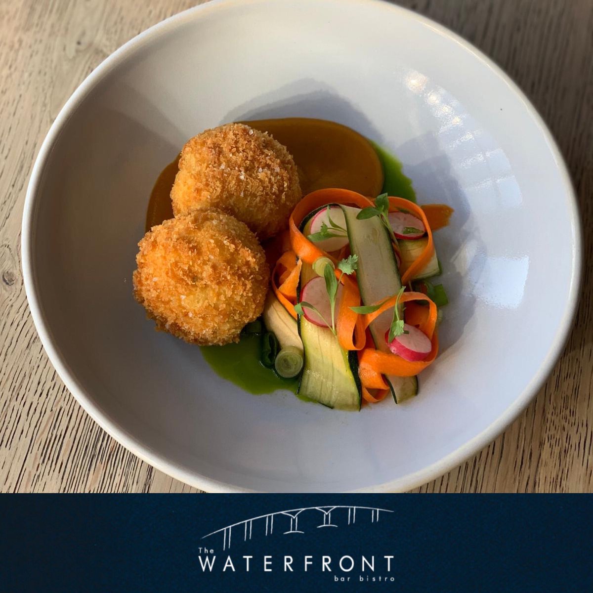 waterfront_ips's tweet photo. Anyone for Fishcake?

😍🍽😍

• Thai salmon fish cakes • vegetable slaw • coconut • coriander •

#waterfrontbistroipswich #ipswichwaterfront #ipswichrestaurant #fishcake #newmenu #loveindependent https://t.co/IGYt36LTzF