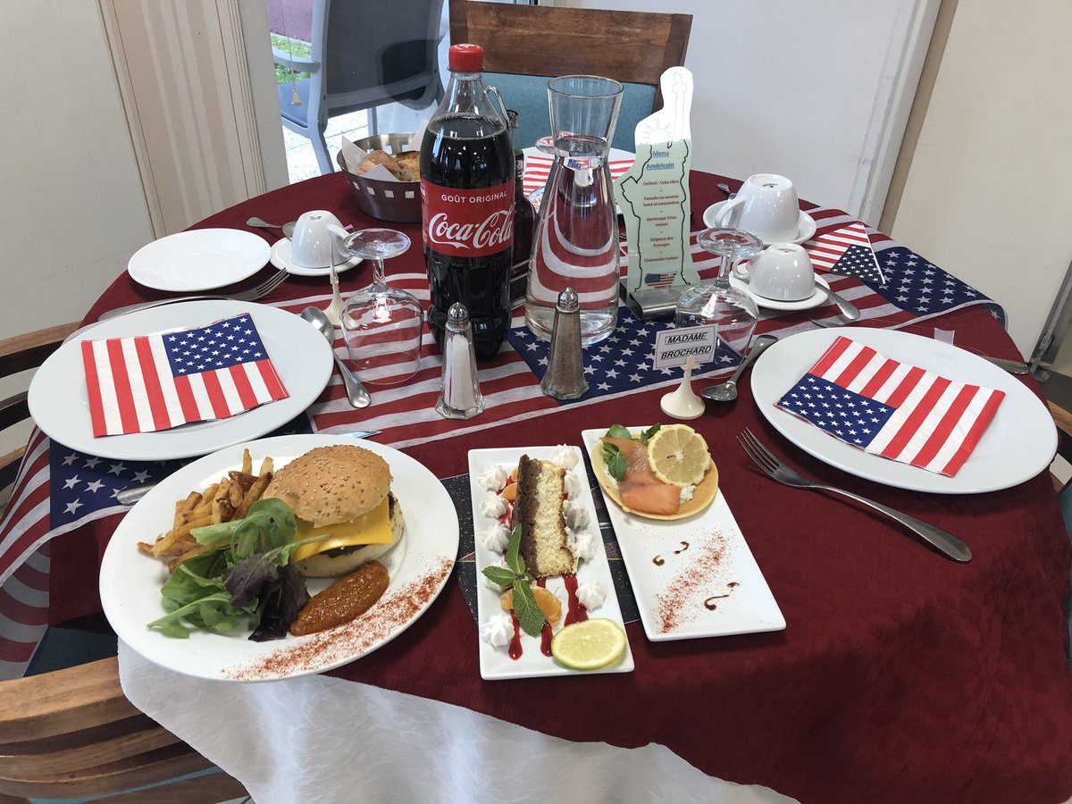 AubignyBenjamin's tweet photo. Aujourd’hui à la résidence Medicis Carpiquet les États Unis s invitent à la table de nos résidents #domusvi https://t.co/m5dJdwGxWk