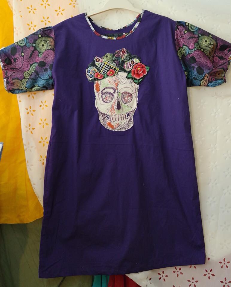 figopuppet's tweet photo. Prendas únicas diseñadas una por una,usando residuos textiles. Ig @pilarmiranda FB by Pilar Miranda
De #basuratextil a #diseñoscreativos #modasostenible https://t.co/BM9iA6wgPC