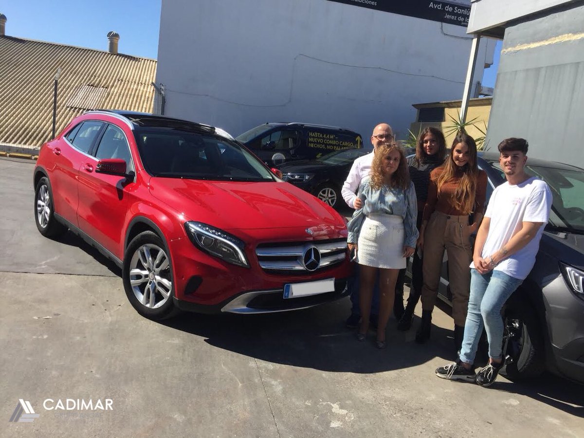 CadimarMercedes's tweet photo. ENTREGA 🚗🔑

Ana Cristina se lleva a #Ubrique este maravilloso @MBenzEspana #GLA200d con el que estamos seguros que disfrutará con los suyos ☺️

Ana, muchas gracias por confiar en nosotros, estamos a vuestra disposición para lo que necesitéis 🤗 https://t.co/w2CLV5N9oV