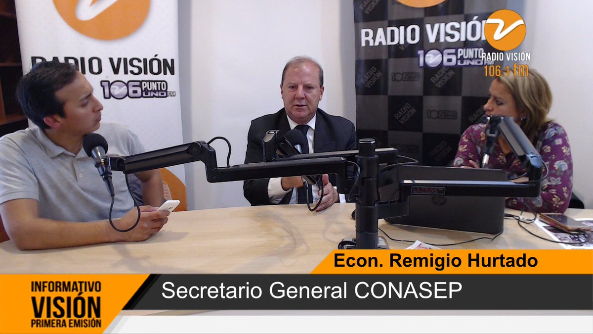 radialvision's tweet photo. #DiálogoDirecto | Con el Secretario General de la Confederación Nacional de Servidores Públicos del #Ecuador #CONASEP, Econ. Remigio Hurtado, sobre las reformas laborales.
#ENVIVO 106.1FM en #Azuay y #Cañar, https://t.co/cyy8GN0hs0
🔴#FacebookLIVE: https://t.co/oc9D1eV5kC https://t.co/gwRT7amcAW