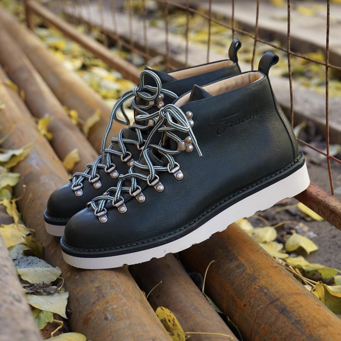 ローフー New Fracap Magnifico M120 boots in 322 Forest green leather now