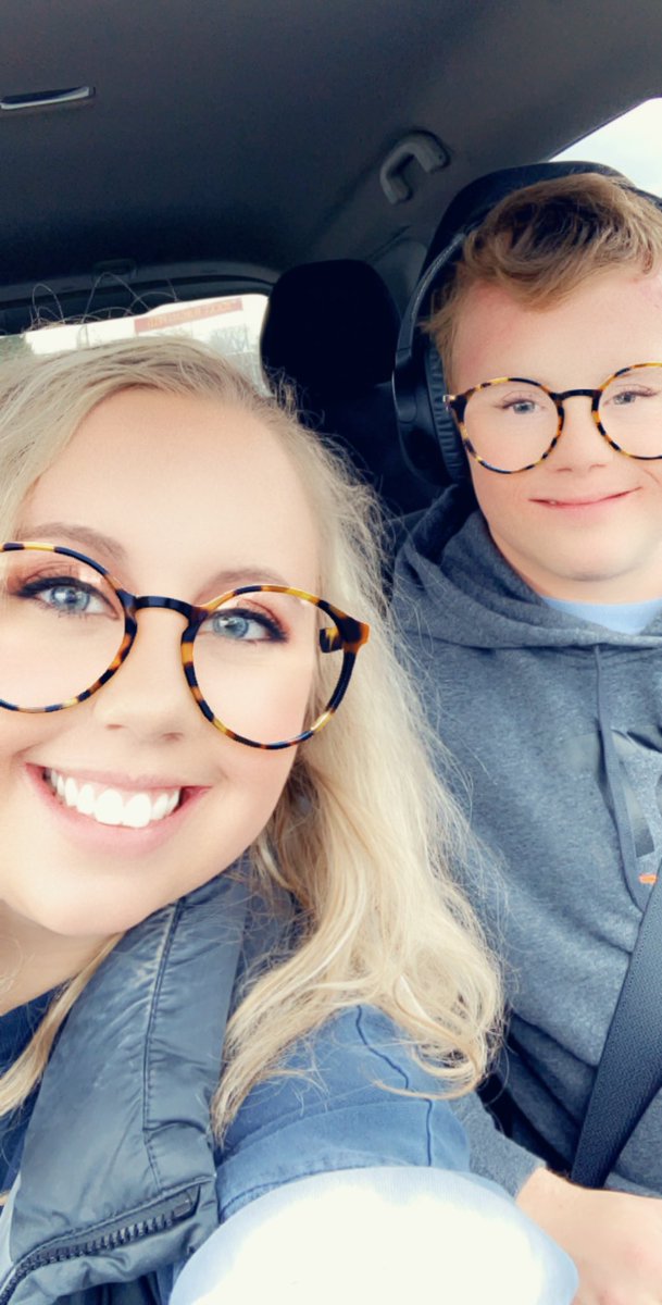 whitneyjovoss's tweet photo. ‼️Happy Wednesday‼️
Story Time: Yesterday Mr. Sam and I worked out and he kept telling me how much he loves working out with me and eating healthy. He always puts in the work and motivates himself. I’m striving for this zest for life and my tour guide is this cutie❤️ #TeamCCRI https://t.co/ffIeCCBY3B
