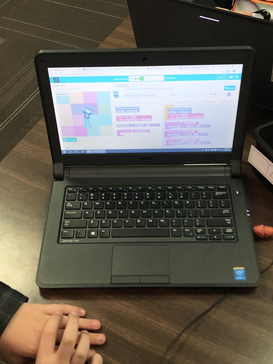 KatiZacharias's tweet photo. Today in Explore U these kiddos created their own dance #danceparty #oteexploreu #ote1you https://t.co/48ROGUrYwT