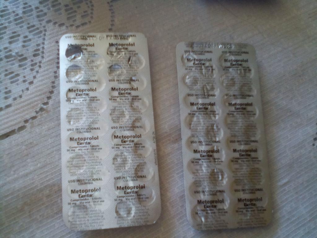 lasuperstarmari's tweet photo. Cambio o vendo  acido valproico 250mg dos tableta por tripletal 300 mg o 600mg y vendo amlodipina infor:04124316906 @Donatumed  @AccionSocialVzl @fundatiacruz  @BuscandoMedicin https://t.co/oSMrPaSQSx