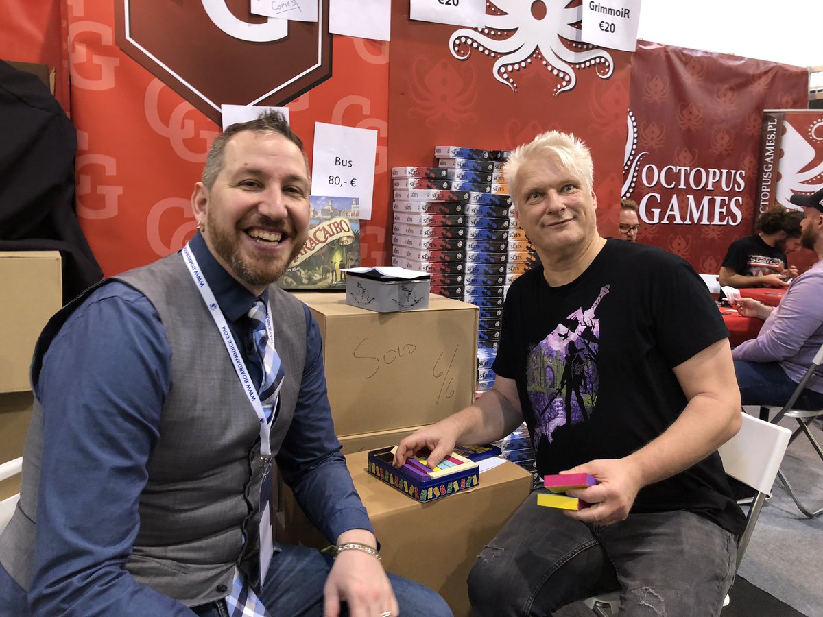 HeavyCardboard's tweet photo. Day 3 at #Spiel19:

Met #Boardgame Podcasters from Spain who were wonderful to chat with

Saw some prototypes for upcoming games???

Finally picked up #KeyMarket by R&amp;D Games &amp; caught up with Richard Breese

Listen for more details: https://t.co/tDgQMysitl https://t.co/n0uoThD4YK