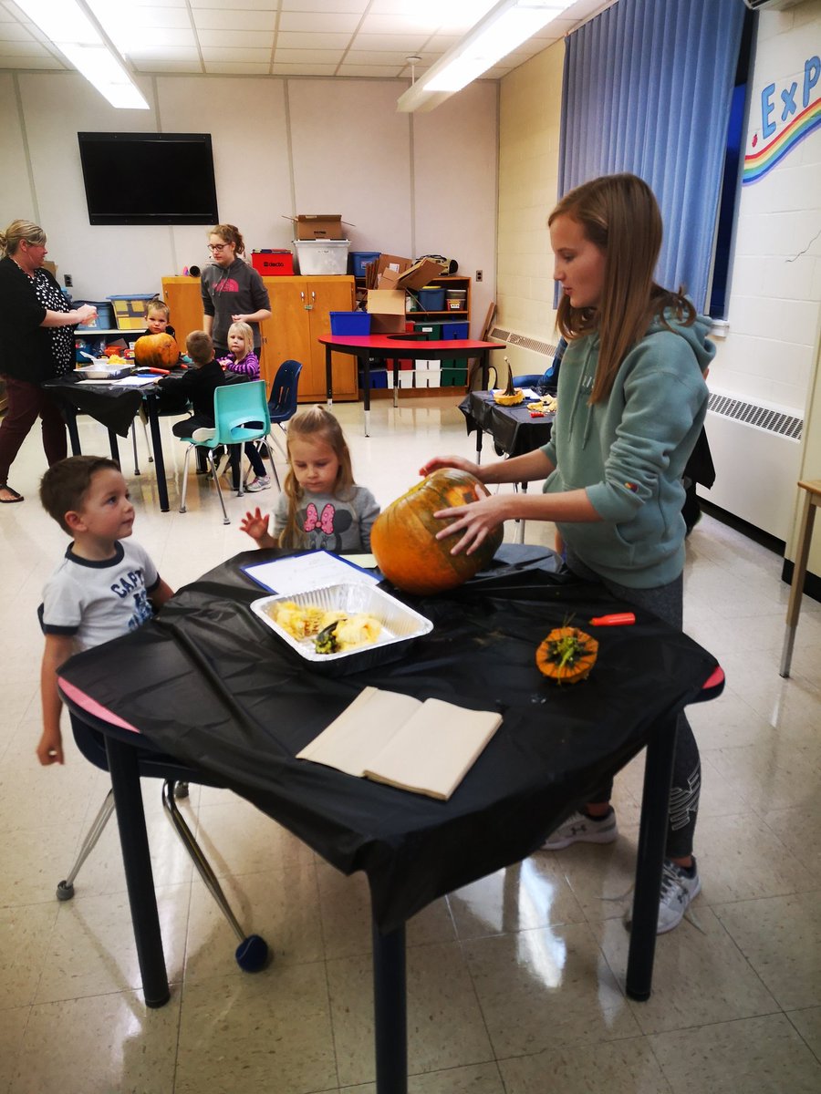 When older Ss help the younger Ss, great things happen...and so do smiles! <a href="/DawnEuphemiaPS/">Dawn Euphemia P.S.</a> #myheartissmiling