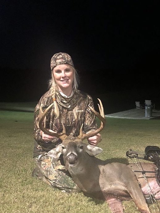 Grandpas_Place1's tweet photo. RT @GONMagazine: First-ever kill, AND WITH THE BOW! . Beth Coody • McDuffie County • 122 1/8 #getoutdoors #hunting #deerseason #hunt #whatgetsyououtdoors #buck #georgia #deer #deerseason #whitetail #whitetaildeer #huntgeorgia #outdoors #deerhunting #… https://t.co/gCRoaWY2A0