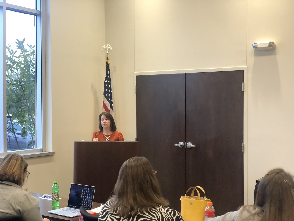 LeadershipKY's tweet photo. Next, Vonda Poynter, Senior VP @Faheonline, joined us to discuss Scholar House and advocating for self sufficiency. #BRIGHT19 https://t.co/JewQGVb7Sh