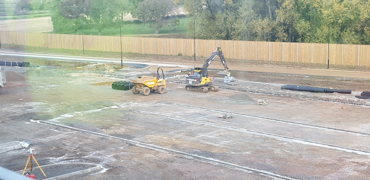 construction_wk's tweet photo. Room With A View #constructionuk #Construction #smeuk #machines #volvo #groundworks #groundworksuk https://t.co/qUmpUKCYft