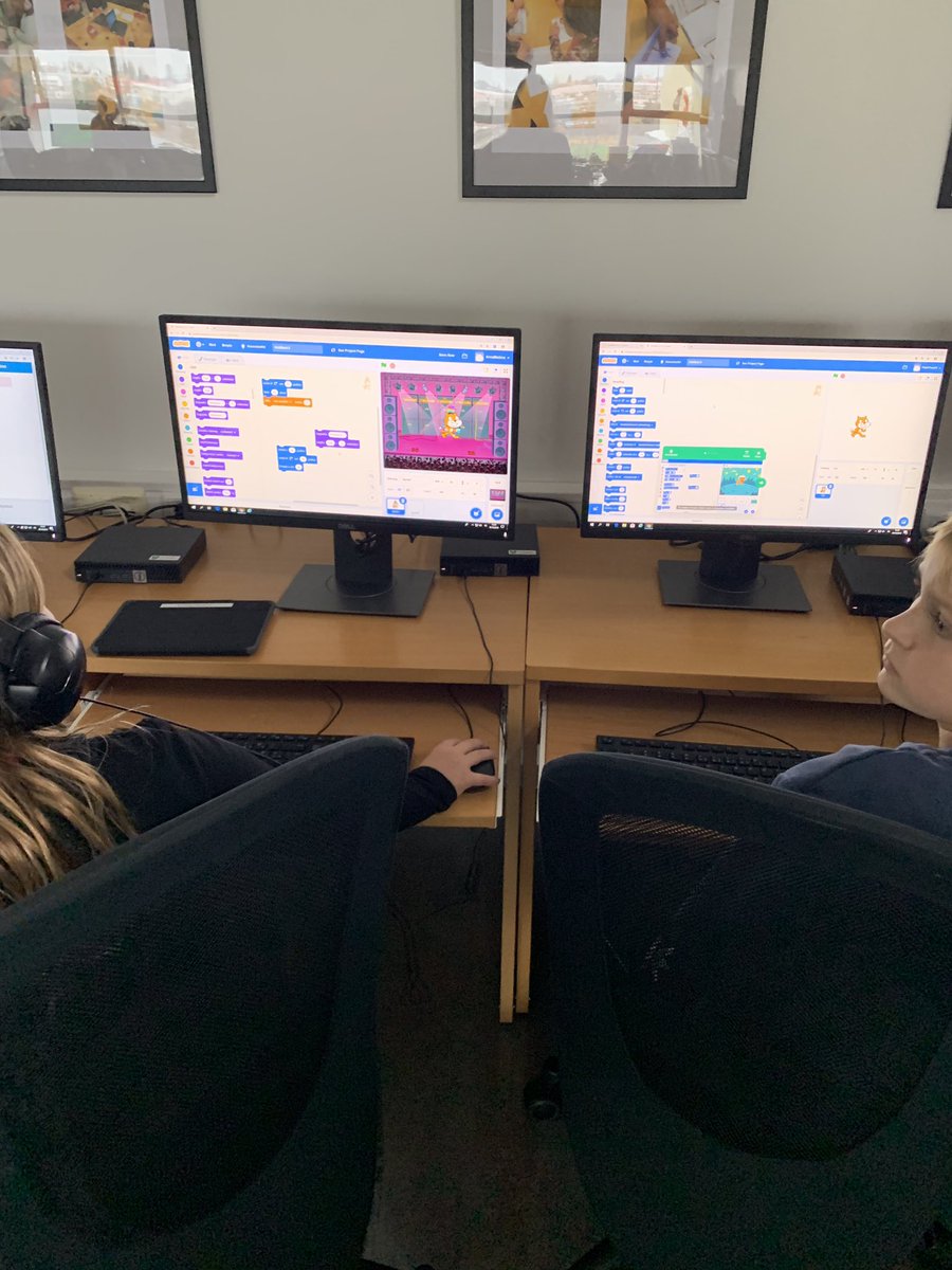 Skemmtilegur tími í scratch forritun <a href="/snaelandsskoli/">Snælandsskóli</a> #schratch #forritun #menntaspjall