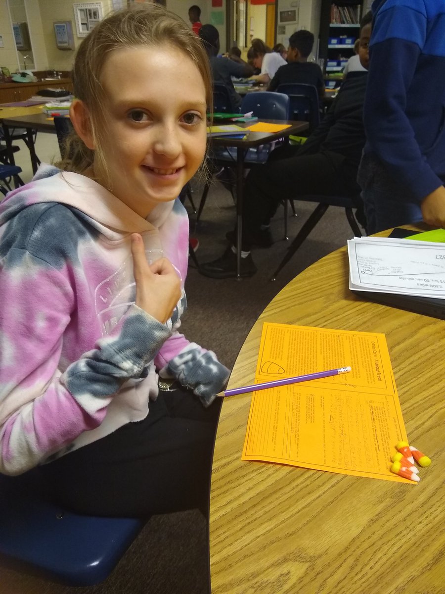 MrsCCorley's tweet photo. Happy National Candy Corn Day!
We're making text structure &amp; main idea fun.
@Brandy_Kirby10 
@bakerelembears 
#candycorny 
#bestyearyet https://t.co/cJkLVecB7K