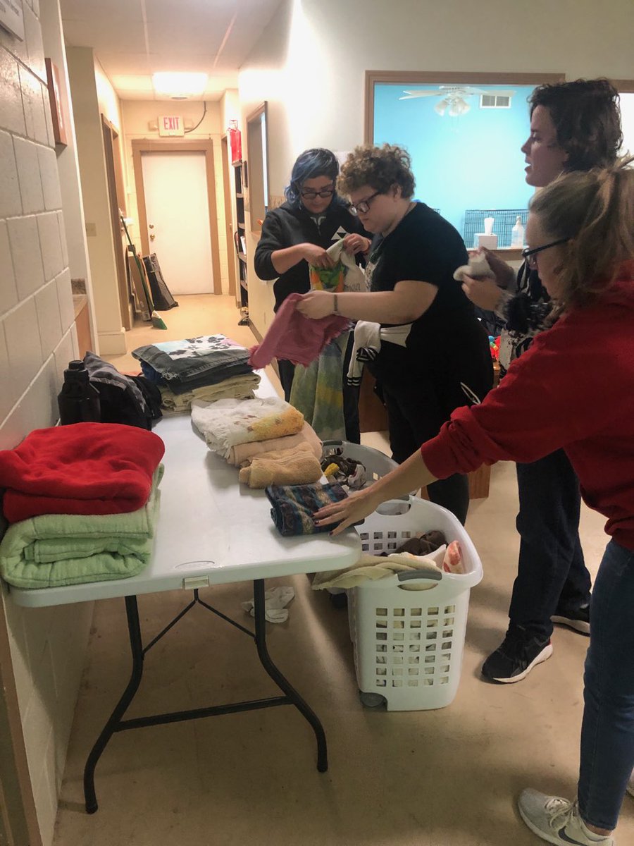 Our Seniors serving the community. #HNVikingPride