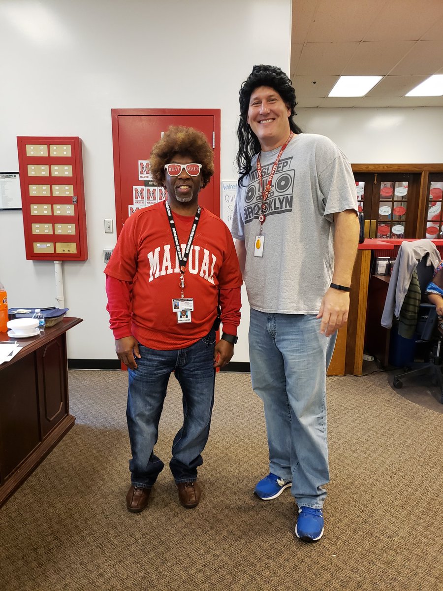 duPontManual's tweet photo. Long hair, don't care! #RamFun https://t.co/FlmqT7ZvLo