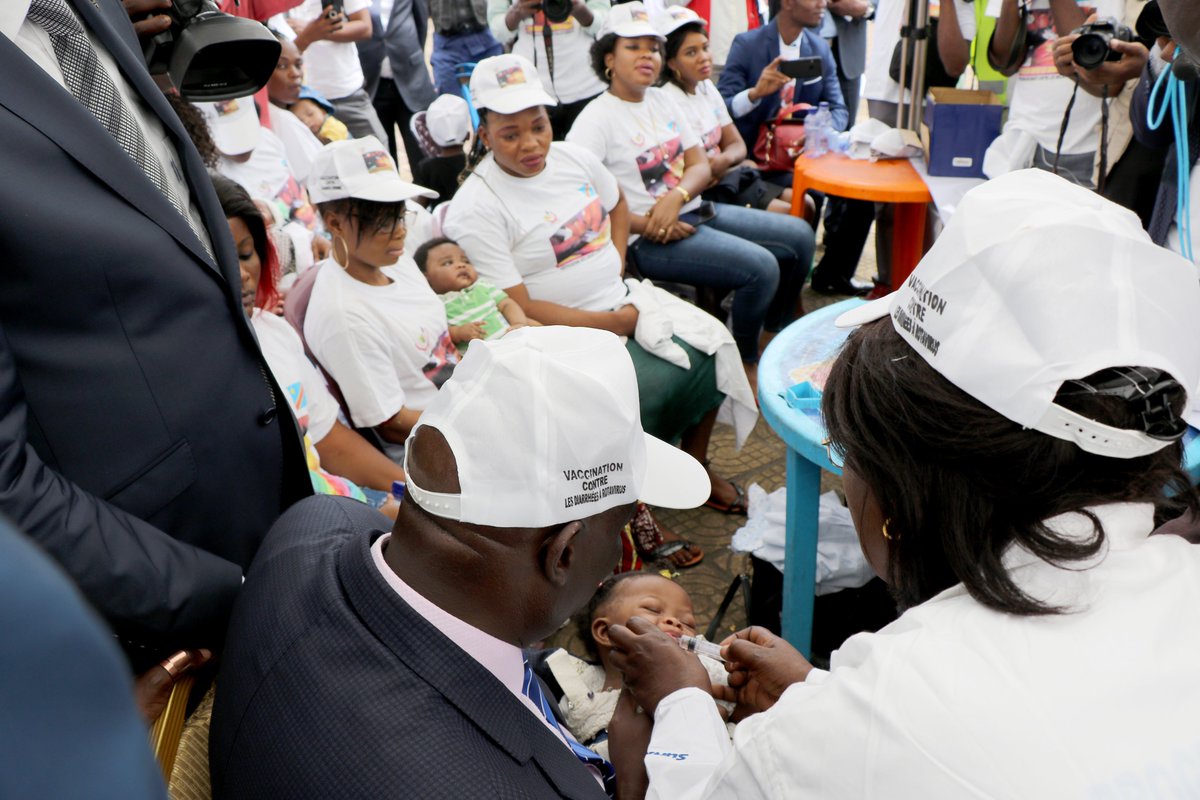 OMSRDCONGO's tweet photo. #DRC via @MinSanteRDC today launched in #Kinshasa the introduction of the new vaccine, #Rotasiil to prevent #Rotavirus diarrhea. This new vaccine in #DRC is an opportunity for more requests for immunization services by the Communities, in a spirit of shared commitment @WHO @gavi https://t.co/A0DaimUksP