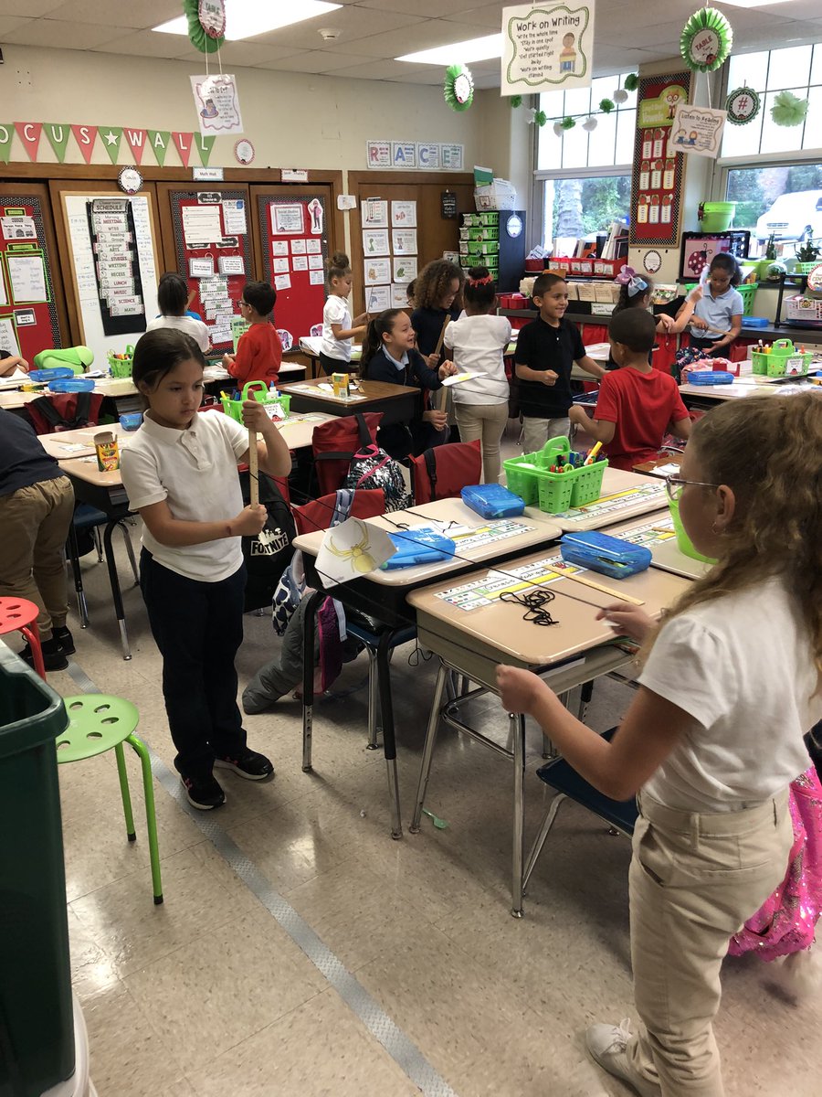 MrPhelpsRSD's tweet photo. Glenside 2nd Grade Knights of Excellence working on their spider catching the fly STEM activity, today! They worked together to create their spiders and took turns making their spiders travel to catch the fly! Great Job, Second Grade! #teamGlenside #rsdproud #RSDNewsCrew https://t.co/vU86Lbh4vP