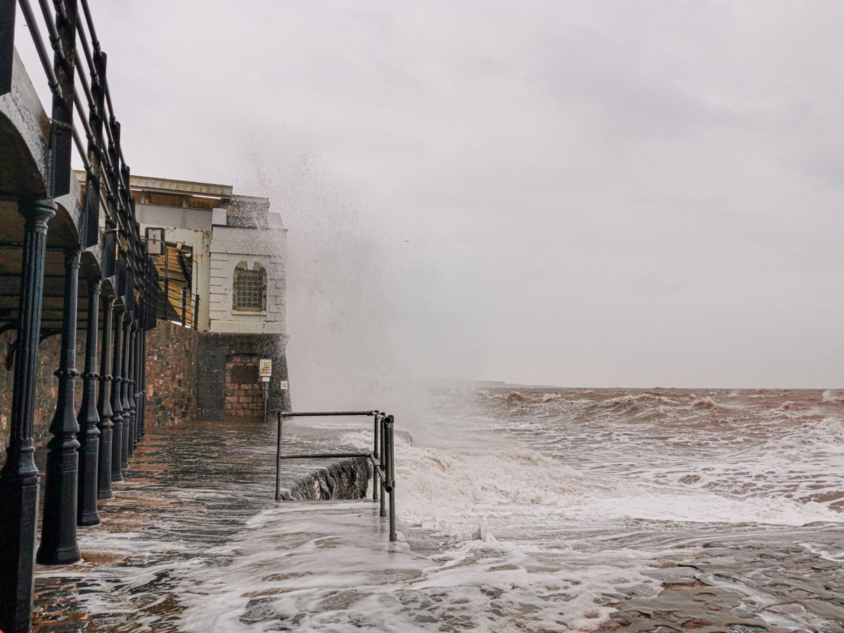 CoastCams247's tweet photo. Wave hitting the side of Platform 1 earlier. #dawlish #dawlishbeach #dawlishbeachcams #dawlishstorm #largewaves #seawallwaves #timetogetwet #devonfloods #forceofnature #beach #sea #ocean #nature #beautiful #water #waves #smallwaves #messywaves #waveseason #wavesonwaves https://t.co/7RI7QWUsND