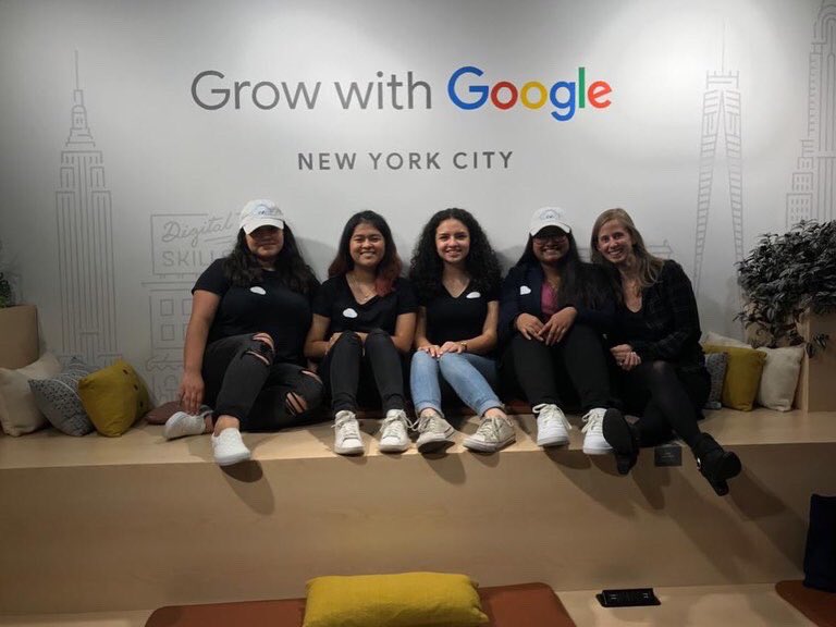 CodingExchange's tweet image. We had a great time speaking with the wonderful google volunteers at #growwithgoogle! 
@Google