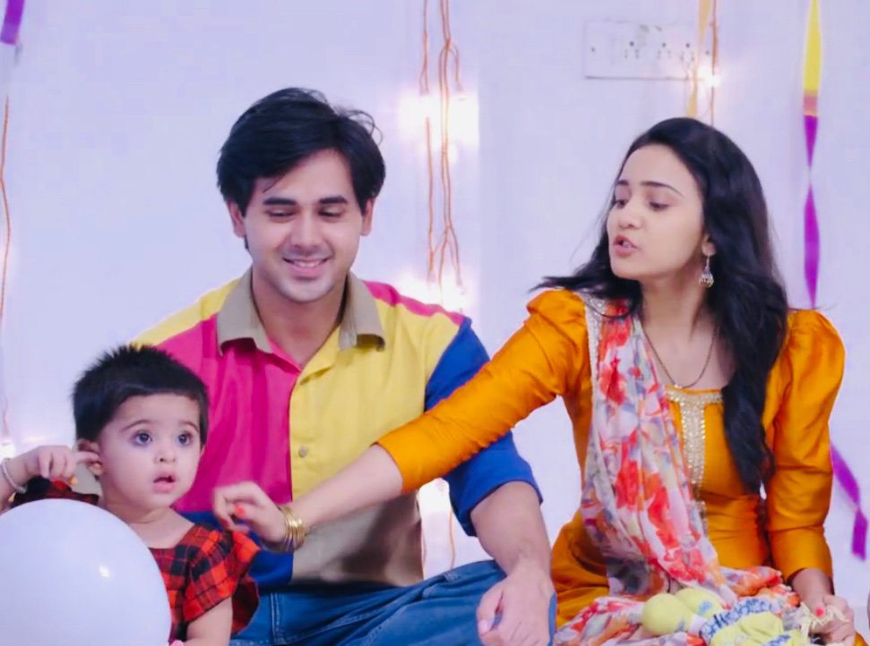 Anji17_'s tweet photo. #StardomAwards

Best Actor : @irandeeprai
 
Best Actress : @Ashisinghh
 
Best Jodi : #Samaina

Best Show : #YehUnDinonKiBaatHai.

use your twitter for some good thing and RT and tweet more for this :) https://t.co/0v98ojLD3S