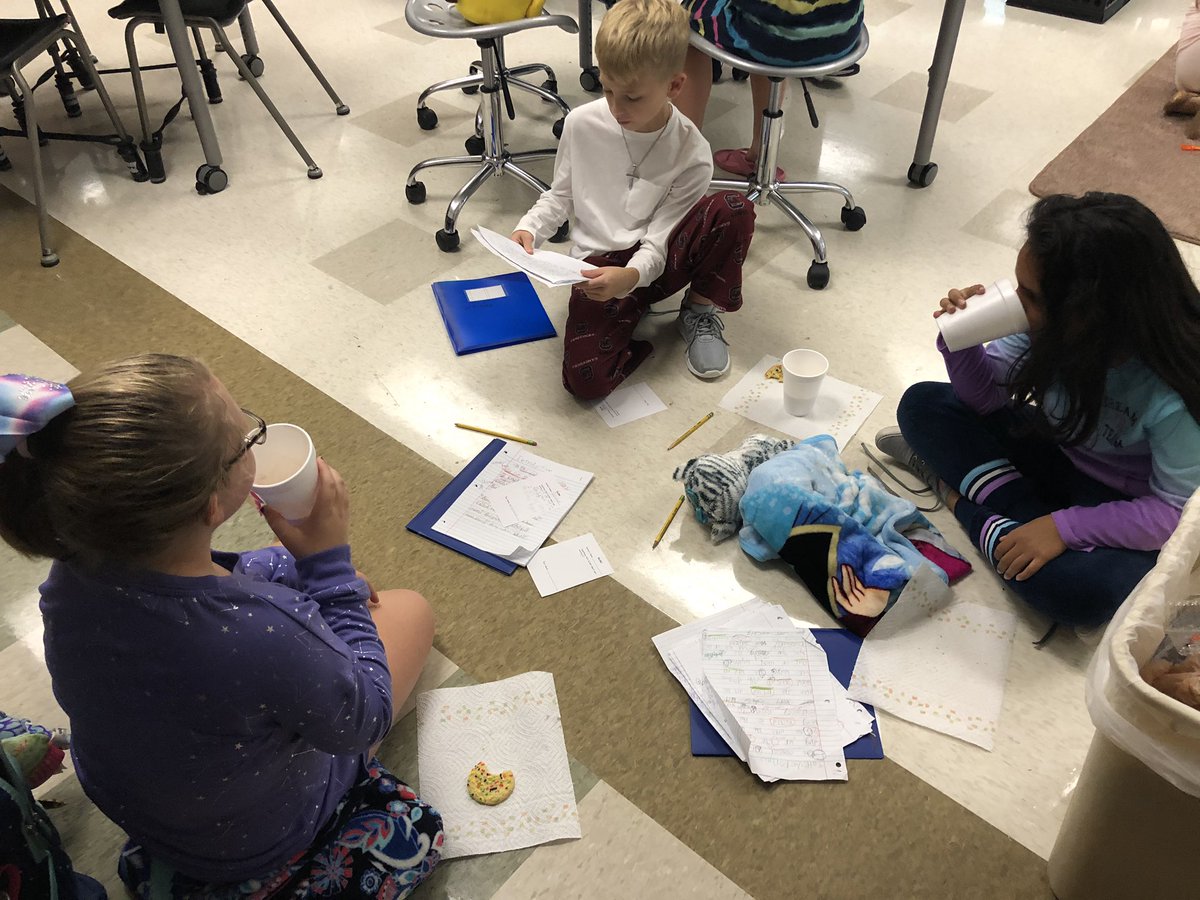 Celebrating our writing with cookies, hot chocolate, pjs, and compliments was so much fun! #onerce #gofourthrce