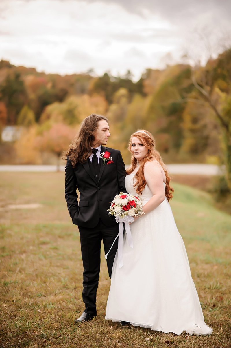 hlytx3's tweet photo. In case y’all didn’t get the memo, WE’RE MARRIED!!!! 🥰💍😍🙌🏻 https://t.co/F1y4uEb5lt
