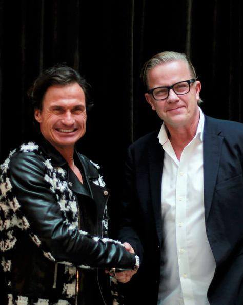 Ving har nya ägare! Petter Stordalen har tillsammans med Altor och TDR Capital ingått avtal att förvärva Nordens mest framgångsrika resebolag med över 60 års erfarenhet. bit.ly/36j1sVJ #ving #vingsvärld #resa