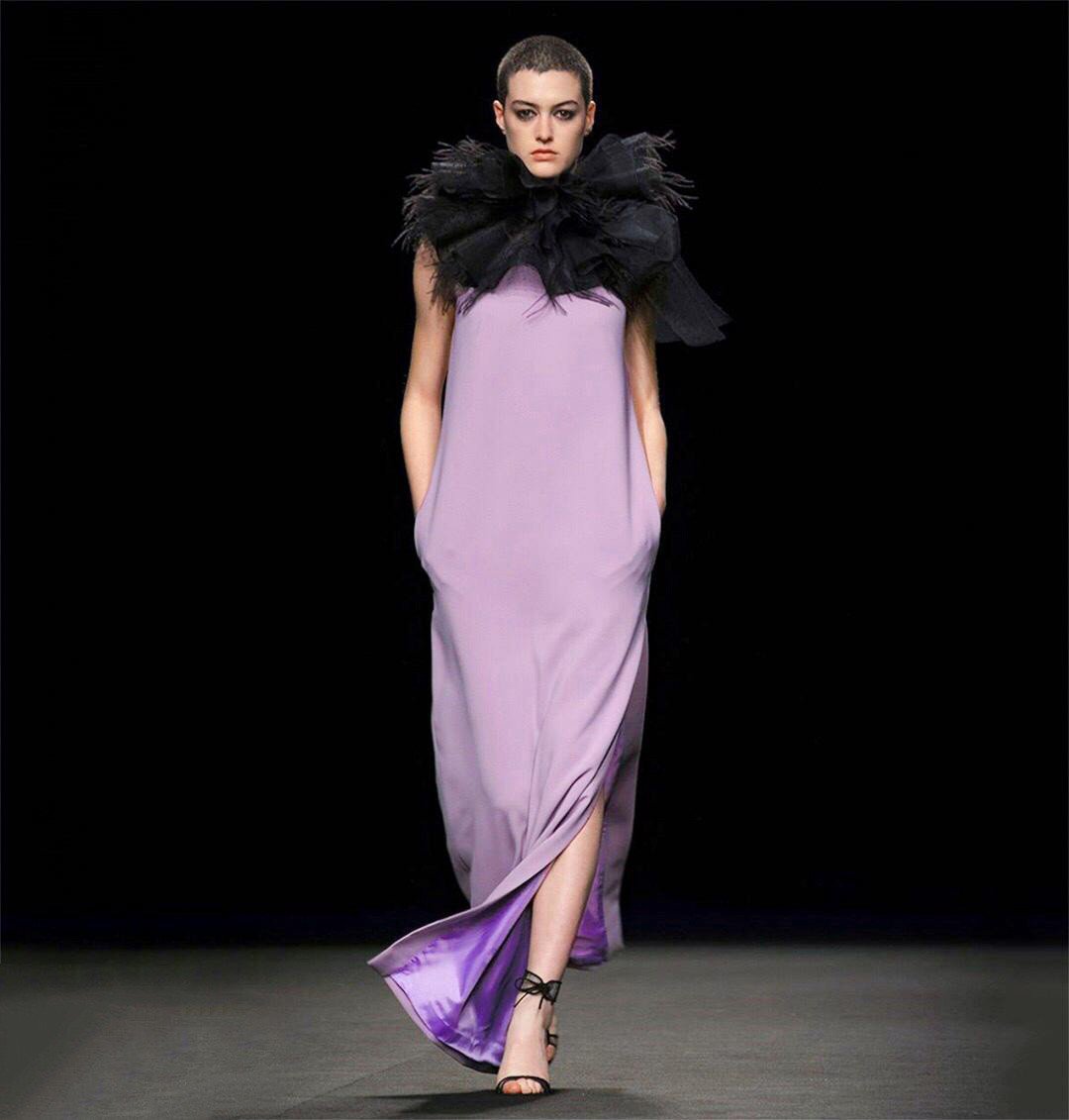 the2ndskinco's tweet photo. β¨Elegance is sometimes an attitude matterβ¨β
#Lucky27 #AW1920 #T2SC
FULL COLLECTION: https://t.co/imkFnqsTjj https://t.co/g4NkeduqVS