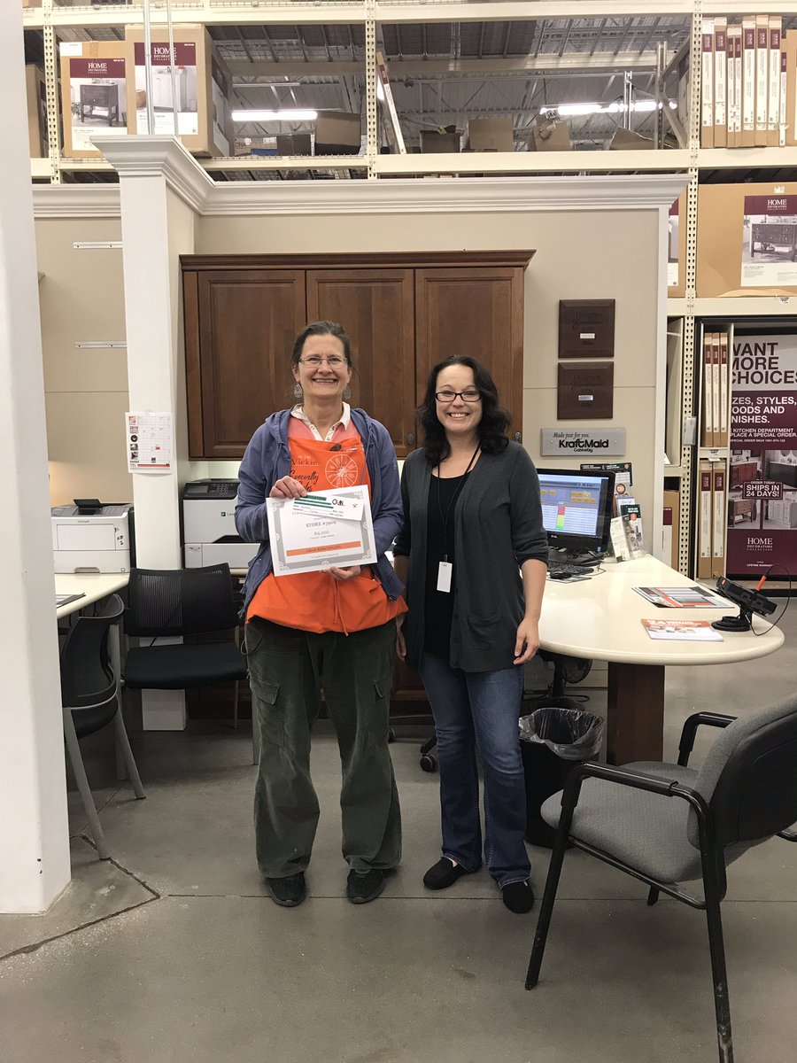 bgoforth211's tweet photo. Great job Vickie on selling a cabinet makeover! #leadsinsaleswin #servicesforthewin @OkanRemodeling @Meador3909 @monseadams https://t.co/pSGS4gI6S5
