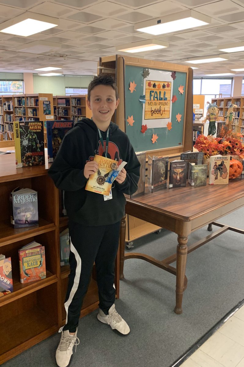 SMSLibraryMed's tweet photo. Congratulations to a 6th grader for being the first student to complete The Library Breakout Escape Room today! Fun challenges @SMSLibraryMed #escaperoom #escapefrommrlemoncelloslibrary #WednesdayMotivation #digitalchallenge #ilovemylibrary https://t.co/PruGlCll4W
