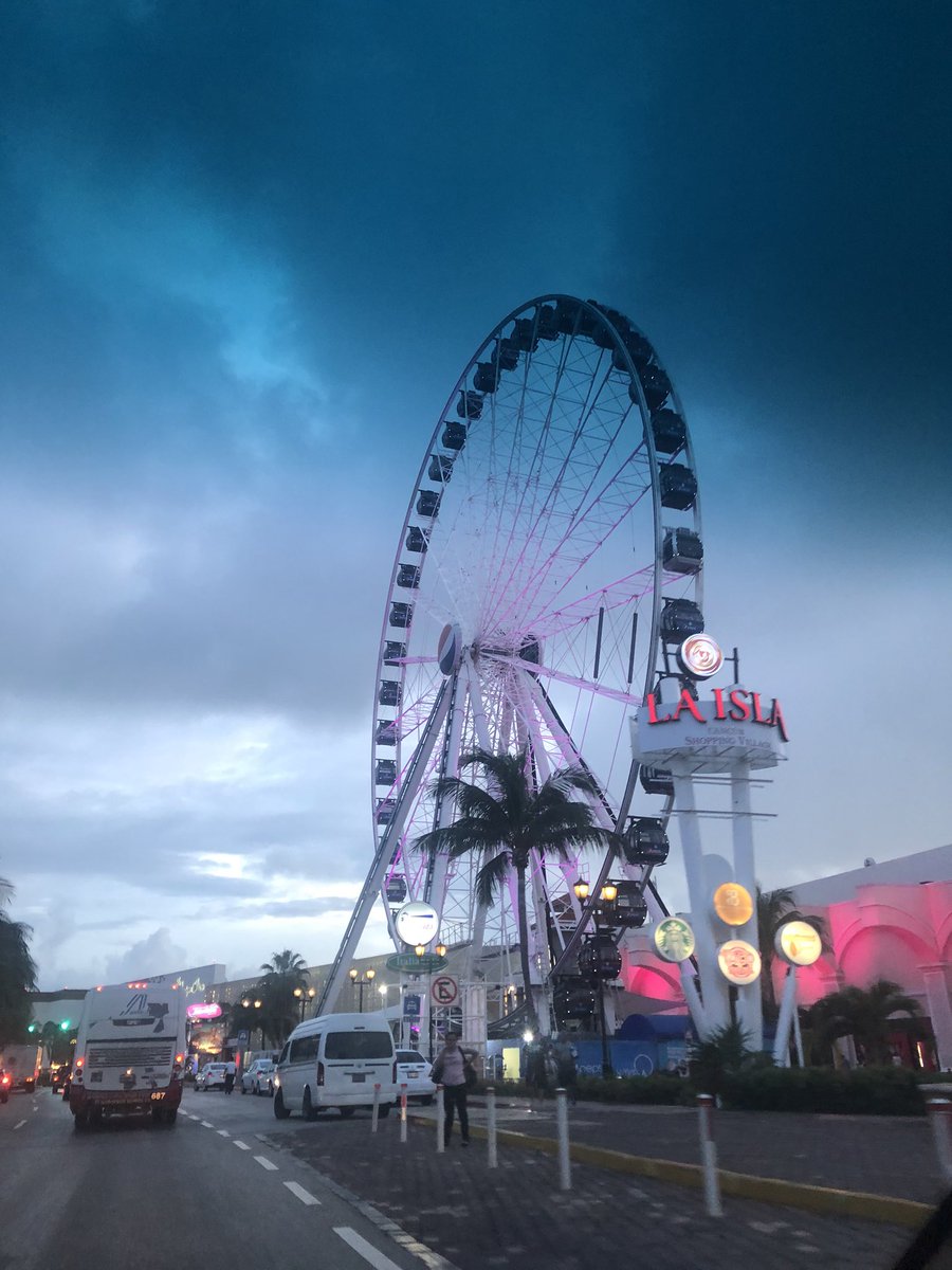 La Gran Rueda Cancun tweet media