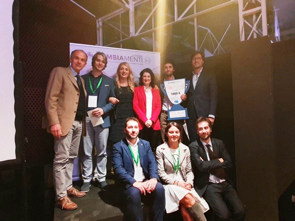 CNAMilano's tweet photo. 🏆 Si è conclusa ieri la Finale Regionale di #Cambiamenti2019!
Felici di avere sul podio due #startup di Milano! ✌
Congratulazioni ai vincitori milanesi #Artiness e alla menzione speciale #Utego che andranno di diritto alla finale nazionale a Roma! @cnanazionale https://t.co/kZHtvoFJtd