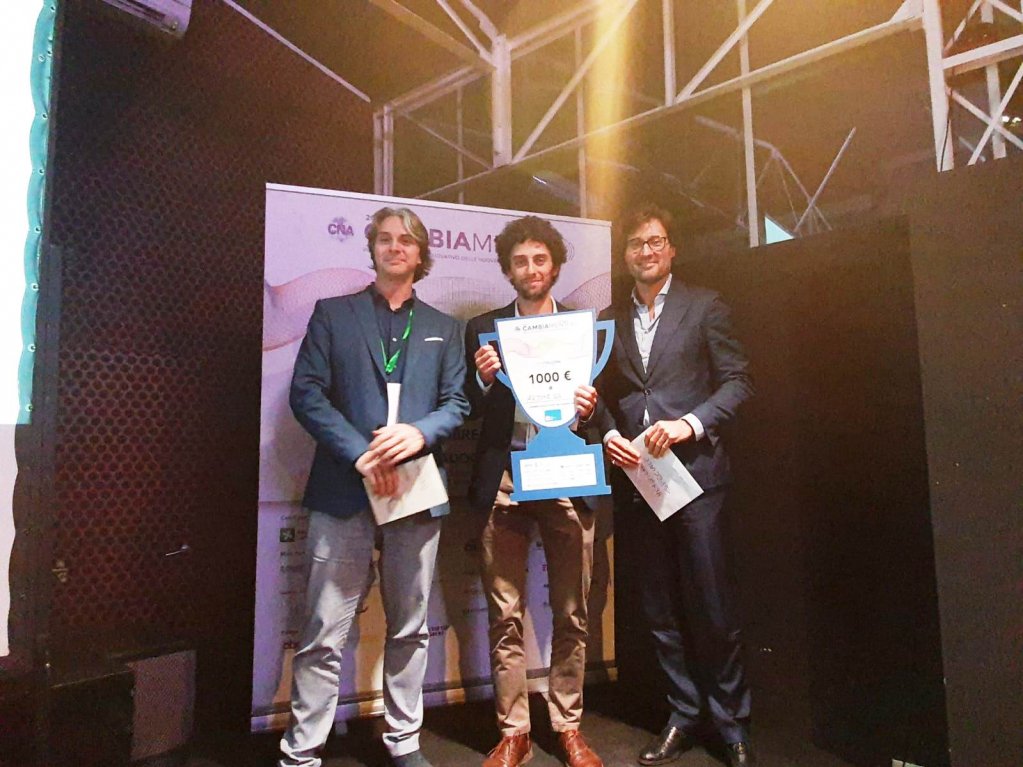 CNAMilano's tweet photo. 🏆 Si è conclusa ieri la Finale Regionale di #Cambiamenti2019!
Felici di avere sul podio due #startup di Milano! ✌
Congratulazioni ai vincitori milanesi #Artiness e alla menzione speciale #Utego che andranno di diritto alla finale nazionale a Roma! @cnanazionale https://t.co/kZHtvoFJtd