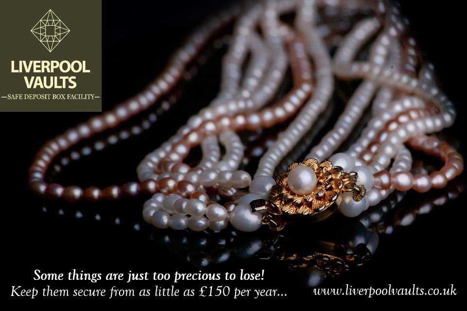 LiverpoolVaults's tweet photo. Some things are just too precious to lose!
Keep them secure from as little as £150 per year.
For more information about our safety deposit boxes visit our website https://t.co/d1S8cuv994 #Liverpool #LiverpoolVaults #safedepositboxes #safedeposit #AsianGold #Gold https://t.co/4unT4kKkol