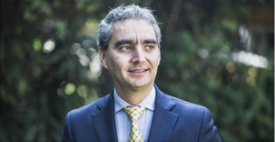 AmericaMinera's tweet photo. Felicitaciones por partida doble!👍🇨🇱
Le deseamos todo el éxito en su gestión al nuevo Director de Miele en Chile, Antonio Seade.
Y qué mejor, justo cuando la compañía celebra 120 años a nivel mundial. 
Miele es líder en la industria de electrodomésticos Premium. @MieleEspana https://t.co/uMgqKsr5aj