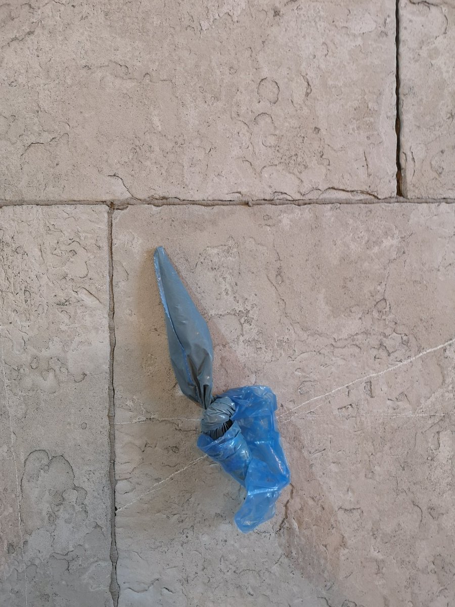 JamesFlagstone's tweet photo. We use some of the stone dust from each floor when pointing the joints to achieve a perfectly colour toned match.
Piping it in is a piece of cake! 
#flagstone #restoration #lime #pointing #detail https://t.co/dw8rGiNCtu