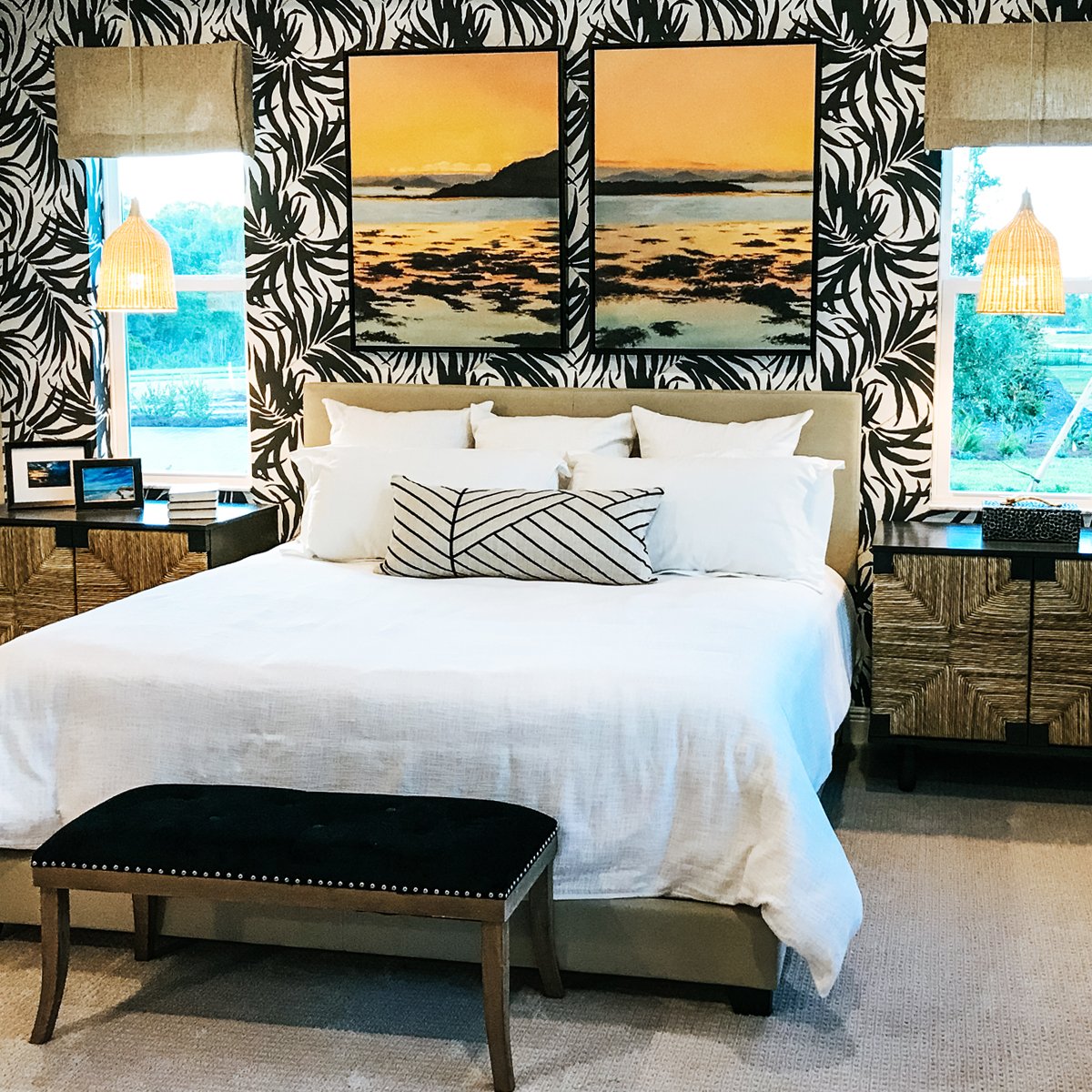 BuildersDesign1's tweet photo. #Vendsday It used to be just the headboard that was a decorative statement, but now it becomes a bigger part of the design statement inclusive of the whole wall. We are absolutely loving this Bali Leaves wall covering by @YorkWall πΌοΈ
#buildersdesign #trendexperts https://t.co/PNA9I12n1Z