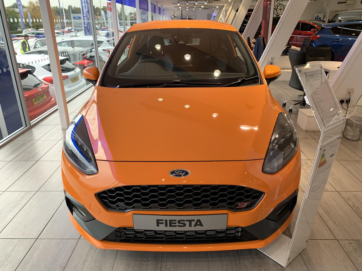 HendyGroup's tweet photo. 🚨 Limited Edition Alert 🚨
#DidYouKnow that we have one of the last couple of All-New 2019 #FordFiestaST #PerformanceEdition models at Hendy #FordStore in #Portsmouth?
Don’t be the one to miss out, as there's only 600 made in the UK! @forduk @FordPerformance https://t.co/mq8fF67MQW