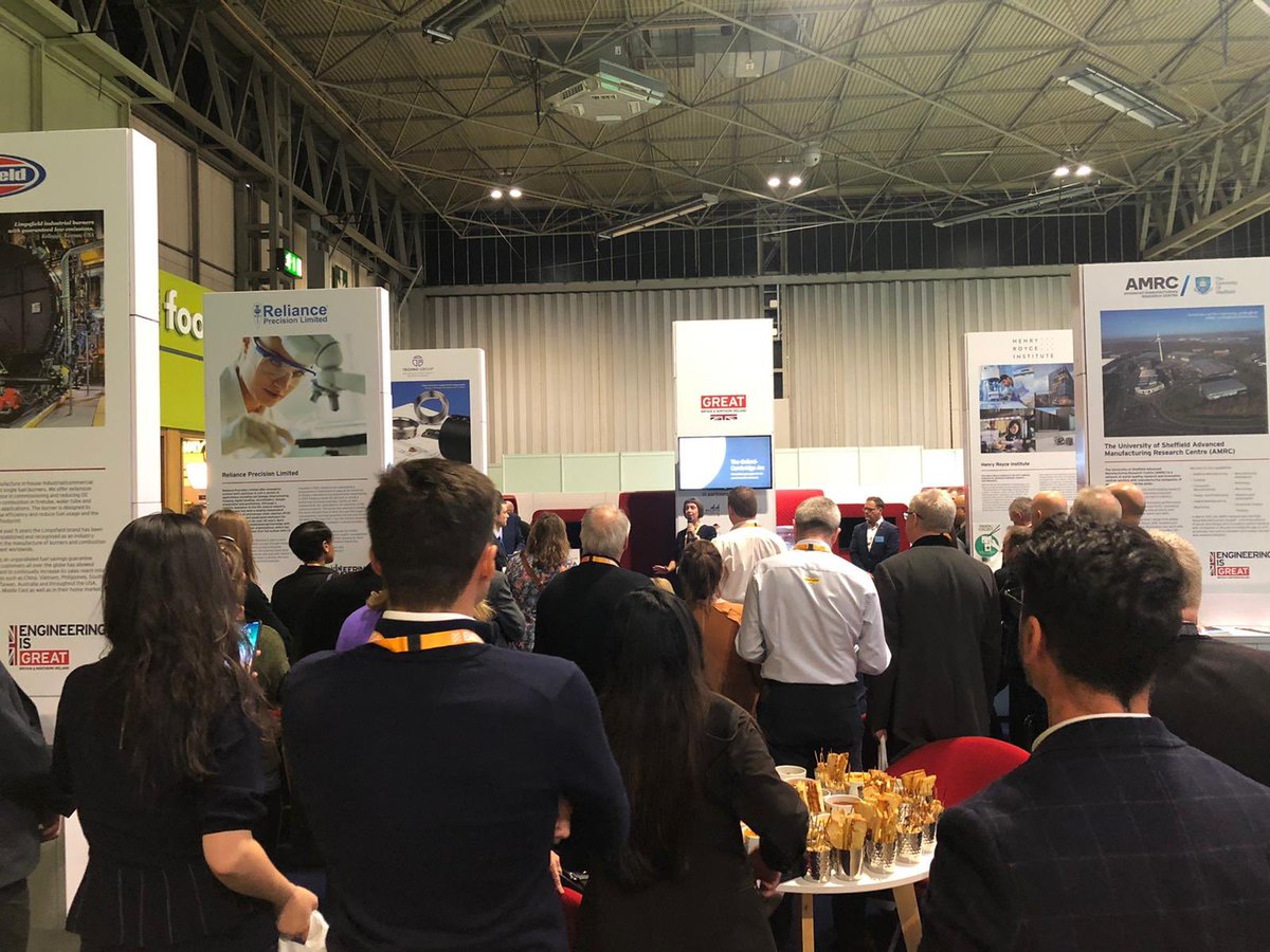 advancedenguk's tweet image. Head over to @tradegovuk at stand L8 now for drinks and #networking! #EngineeringisGreat