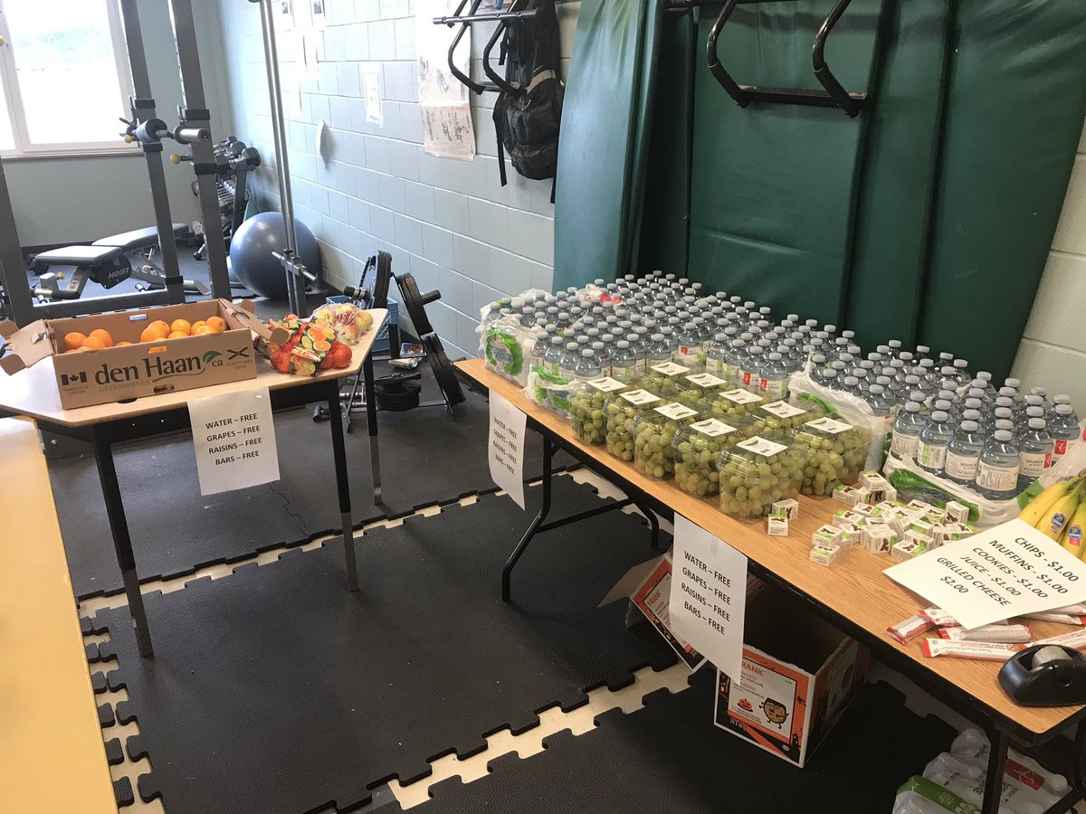 Hosting soccer regionals today! A great set up for a canteen and free refreshments for the players! <a href="/TCRCE_NS/">Tri-County Regional Centre for Education</a> #Drumlinheights