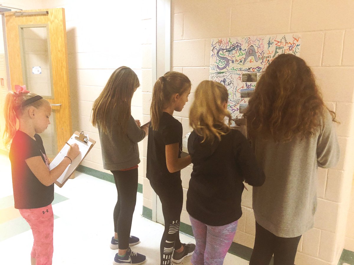 TeamManzo2's tweet photo. We researched 4 different geological events, compiled information &amp; images. Today, we shared &amp; reflected! Proud teacher ✔️🤓 https://t.co/3PSHR21N5T