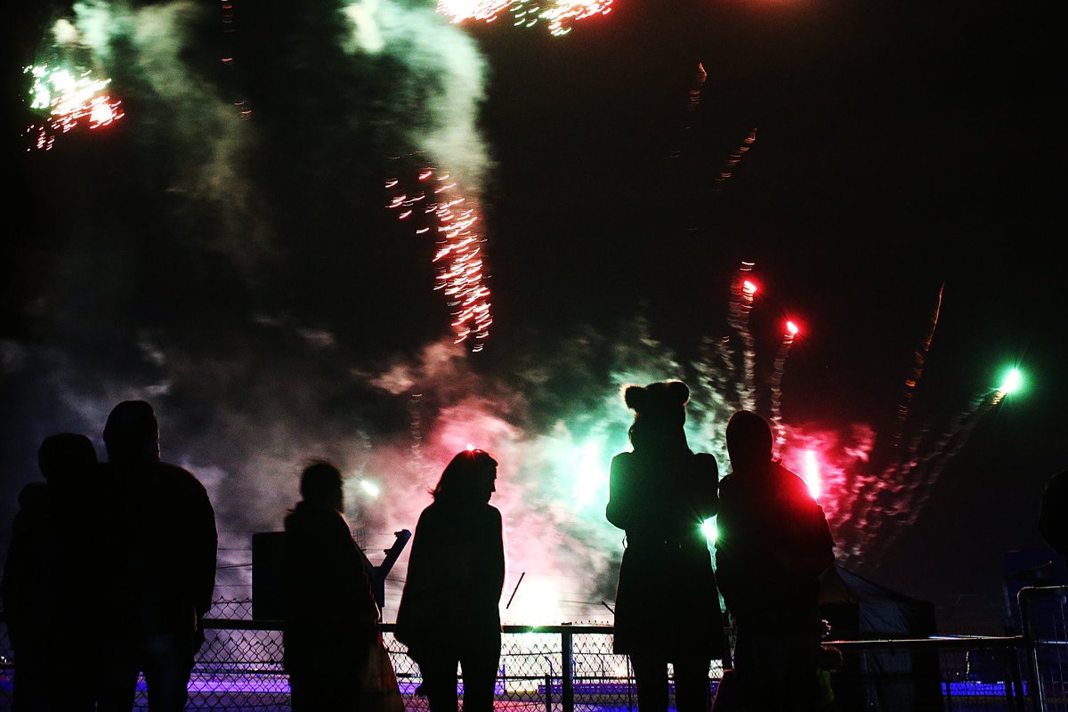 Bring the whole family to an evening of colourful showers, whizzes and whirls at the Silverstone annual bonfire and fireworks display from 5:15pm on 3rd November🎆

15’s &amp; under attend FREE 😃

Firework tickets £5: bit.ly/320q0PV

#hayesfever