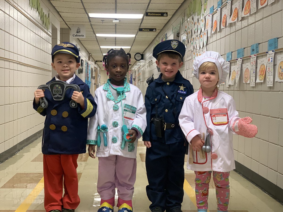 MCPSchools's tweet photo. ❤️ our preschool students! @heathelementary https://t.co/uHuhbL3nMy