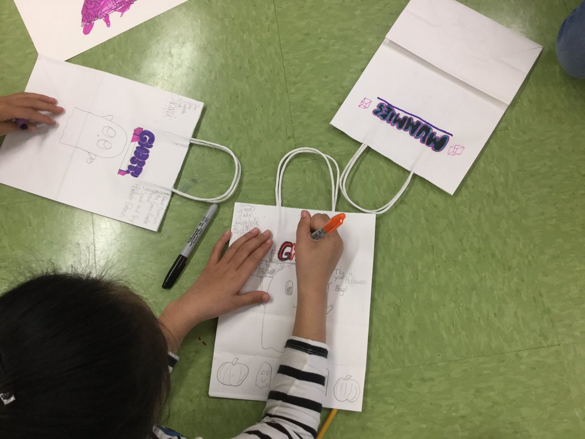 CBBoyer2's tweet photo. Prep work for the #SpookyStores tomorrow! A ghoul’s work is never done 😂👻🎃☠️ https://t.co/eHVrNknfAL