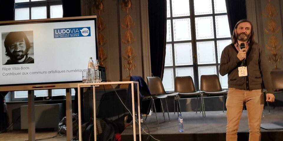 HowHouseAsso's tweet photo. Aujourd’hui, on cause Arts, Éducation et Numérique avec @Nathalica @laurenceallard @jsuispas1mouton et @VilasBoasFilipe #ludoviabe #educationnumerique #how_house https://t.co/bV0RnbVdTX