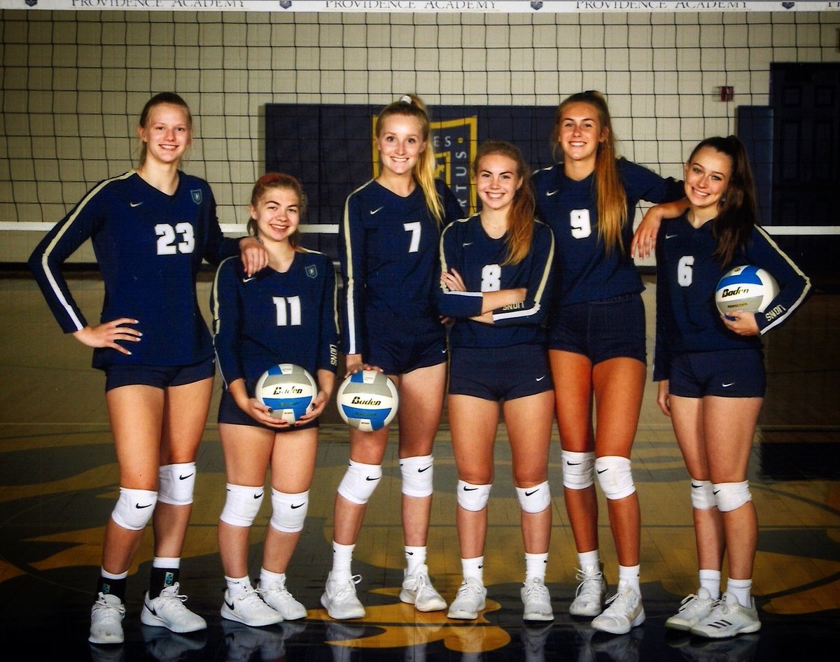 Last night the 2019 season came to an end. The Lions fought hard but came up short. 2019 has been filled with accomplishments. Thank you all for your hard work all season. 
Thank you seniors for your contributions to this program! We will miss you greatly! 

Yessir and Roll Lions