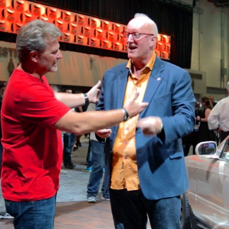 ManSeeksAdventr's tweet photo. Getting Dave ready for a trip to Vegas for the @SEMASHOW @ManSeeksAdventr will be there and finding the best cars, food, drink and fun.
@BradFanshaw #davemarek https://t.co/2DjAXMrlJV
