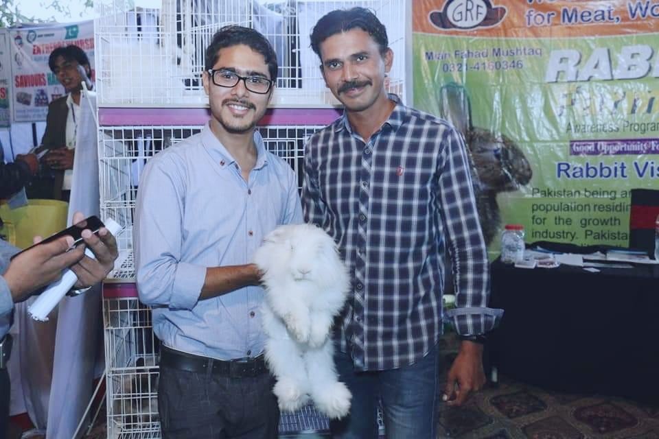 FourLeaves2019's tweet photo. #Gulfraz sb on the right. 
Partner of #FLF
very hardworking and talented person at FLF. 
Day by day improvement is his passion. 
#Angora
#Rabbit_🐰 https://t.co/ZAB9IE1ytA