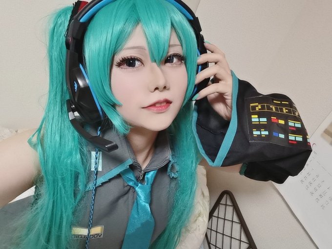 ぜいたく初音 ミク コスプレ メイク 世界のすべての髪型