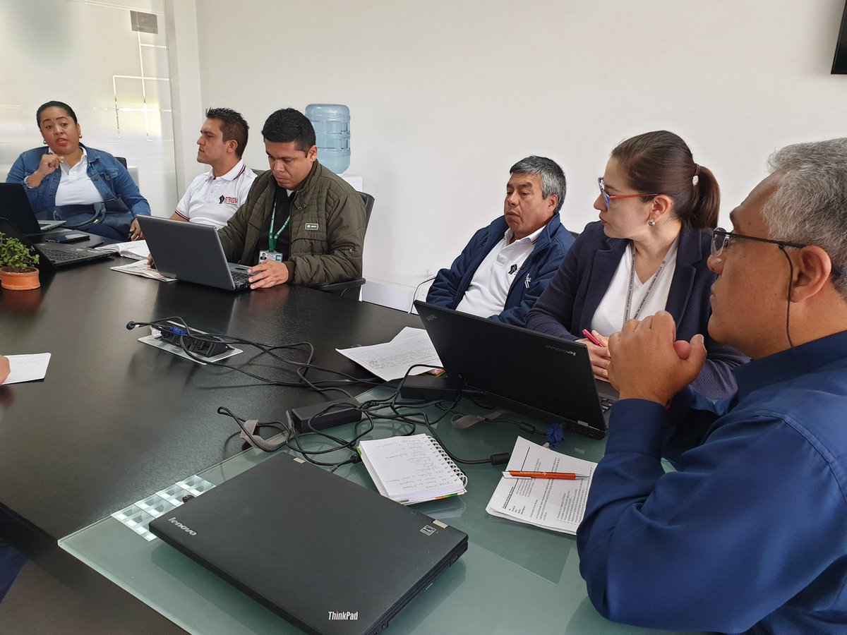 SENABoyaca's tweet photo. #AEstaHora || El equipo directivo del #SENABoyacá conversa con los integrantes de #SETRASENA, con el objetivo de seguir trabajando en equipo por el fortalecimiento de la entidad en la region. #SENAEnAcción https://t.co/0ZsexL30wJ