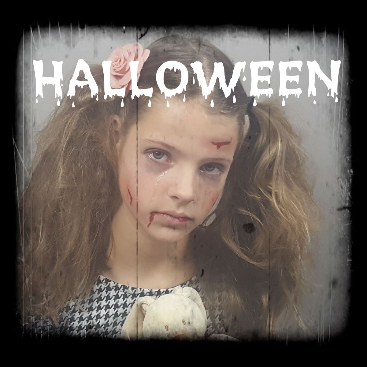 crea_on's tweet photo. Oh no! It's a sad girl... take a look at this video where my daughter turns herself into a sad girl Halloween look.
#Halloween #halloweenmakeup #halloween2019 https://t.co/51VlNMp89V https://t.co/HxwbejOT5Y